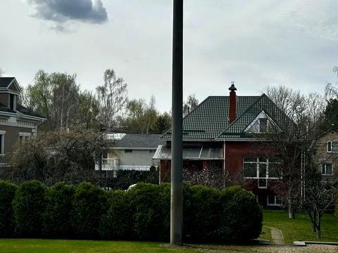 дом по адресу Анатолия Соловьяненко ул.