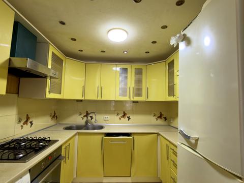 квартира за адресою Дмитра Яворницького вул. (), 3а