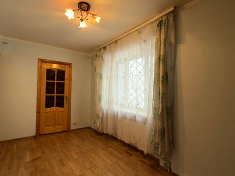 квартира за адресою Дмитра Яворницького вул. (), 3а