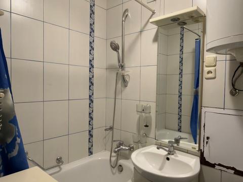 квартира за адресою Дмитра Яворницького вул. (), 3а