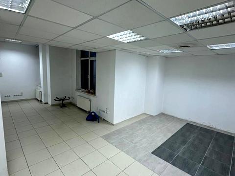 комерційна за адресою Незалежності вул., 34а