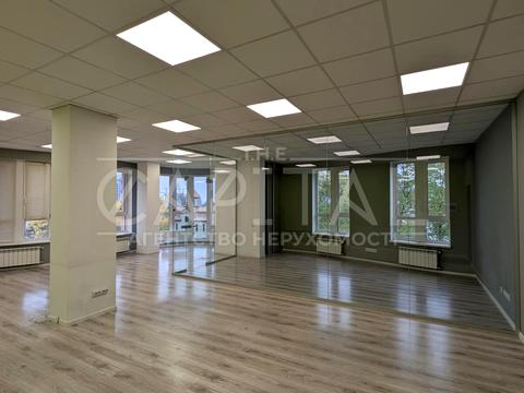 комерційна за адресою Вознесенський узвіз (Смирнова-Ласточкіна), 23-А