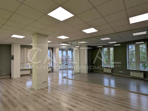 комерційна за адресою Вознесенський узвіз (Смирнова-Ласточкіна), 23-А