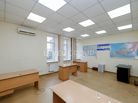 комерційна за адресою Круглоуніверситетська вул., 3-5