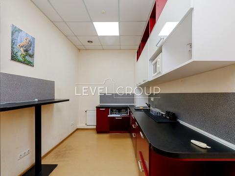 комерційна за адресою Круглоуніверситетська вул., 3-5