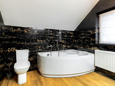 будинок за адресою Лугова вул.