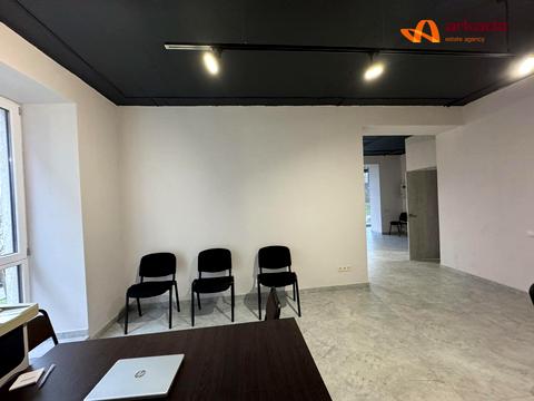 коммерческая по адресу Героїв Миколаєва ул., 129а