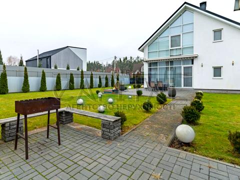 будинок за адресою Лугова вул.