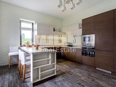 будинок за адресою Святкова вул., 7