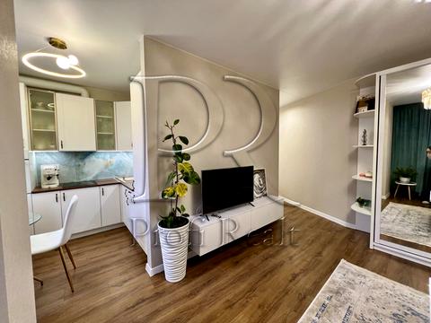 квартира за адресою Героїв Небесної Сотні просп., 16/10