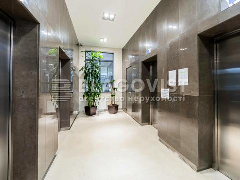 квартира за адресою Джона Маккейна вул. (Івана Кудрі), 7