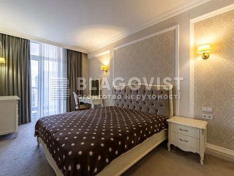 квартира по адресу Джона Маккейна ул. (Кудри Ивана), 7