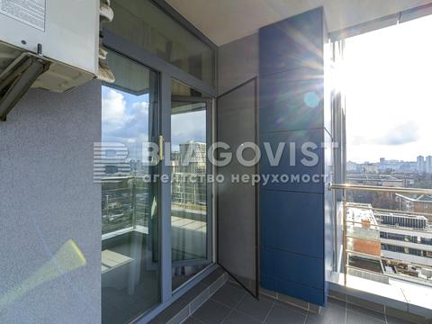 квартира за адресою Джона Маккейна вул. (Івана Кудрі), 7