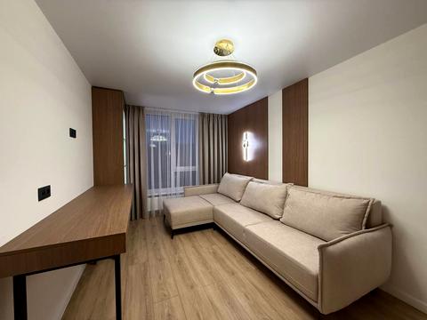 квартира за адресою Степана Бандери просп., 46