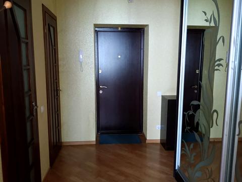 квартира за адресою Зодчих вул., 3