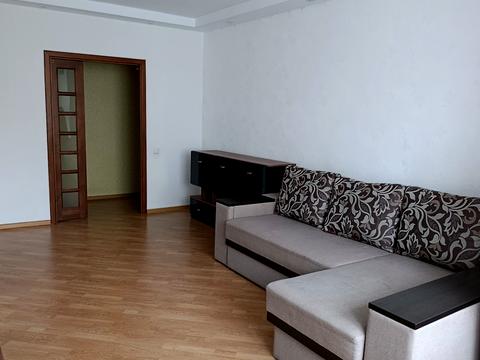 квартира за адресою Зодчих вул., 3