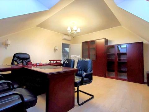 будинок за адресою приозерна