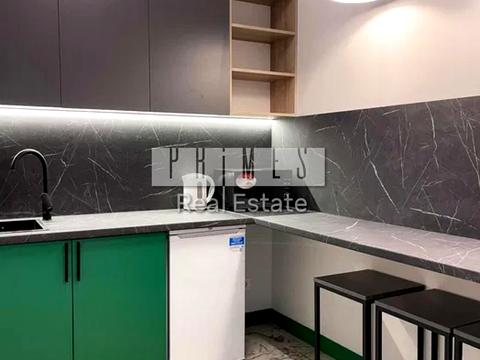 комерційна за адресою Жилянська вул., 68