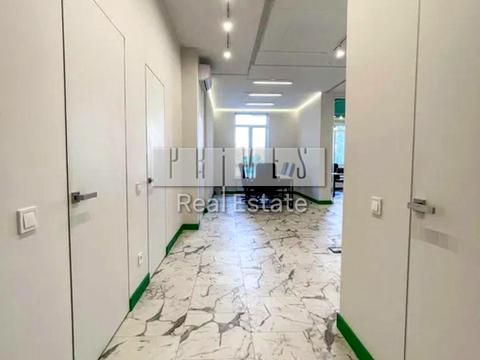 комерційна за адресою Жилянська вул., 68