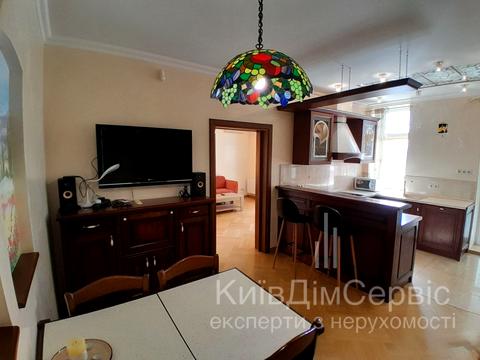 квартира за адресою Дмитрівська вул., 52-Б