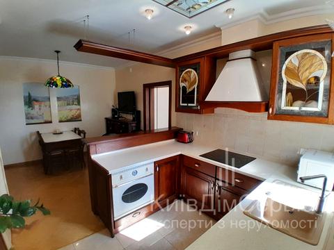 квартира за адресою Дмитрівська вул., 52-Б