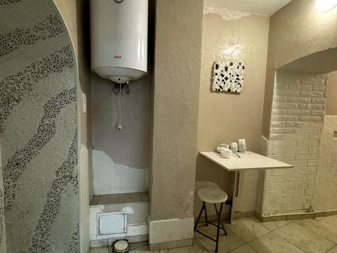 комерційна за адресою Михайла Грушевського вул., 37