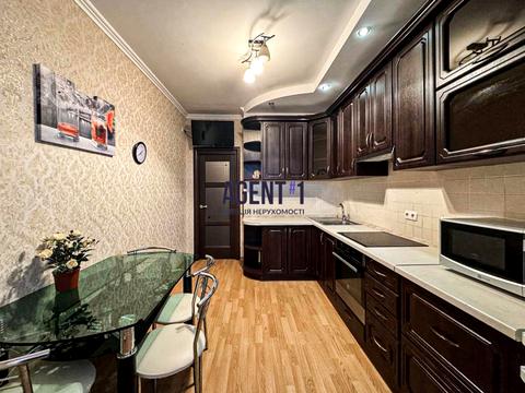 квартира за адресою Печерська вул., 6