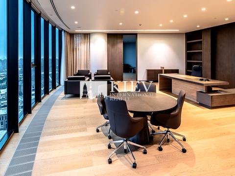 комерційна за адресою Болсуновська вул. (Сергія Струтинського), 13-15