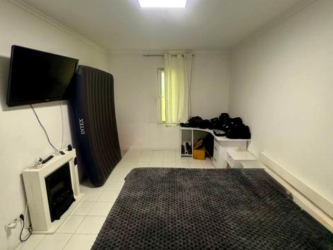 квартира за адресою Милославська вул., 2