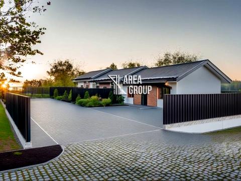 будинок за адресою Травнева