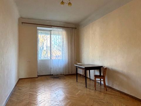 квартира за адресою Івана Світличного вул. (Петровського), 4