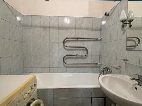 квартира за адресою Івана Світличного вул. (Петровського), 4