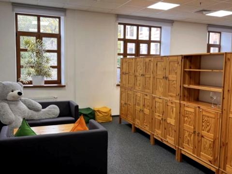 комерційна за адресою Верхній Вал вул., 10