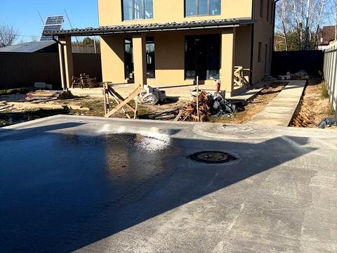 дом по адресу Центральна