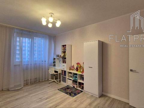 квартира по адресу Олены Пчилки ул., 8