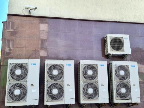 комерційна за адресою Миколи Василенка вул., 21