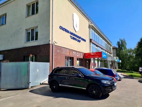 комерційна за адресою Миколи Василенка вул., 21