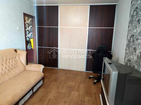 квартира за адресою Яни Червоної вул., 3