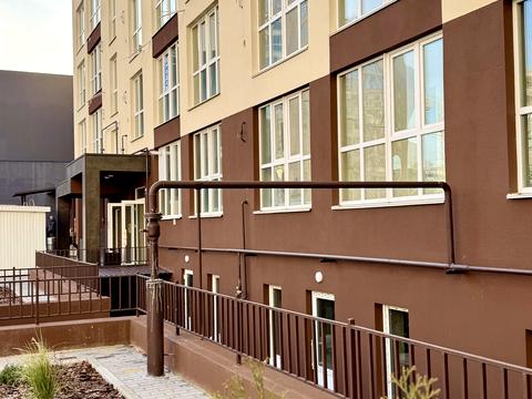 комерційна за адресою Незалежності вул., 21