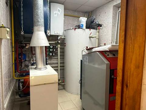 будинок за адресою Юхима Геллера вул. (Жовтневої Революції)