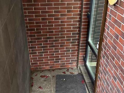 комерційна за адресою Прорізна вул., 9