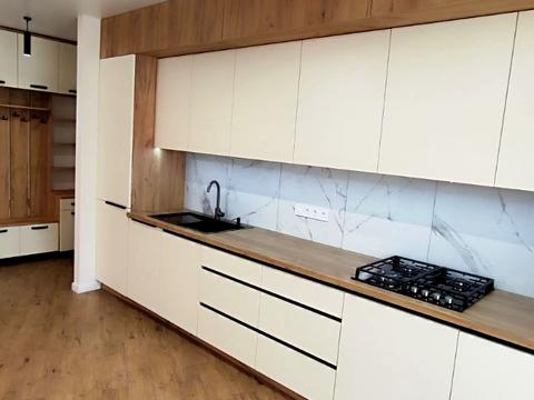 квартира за адресою Героїв Крут вул., 8