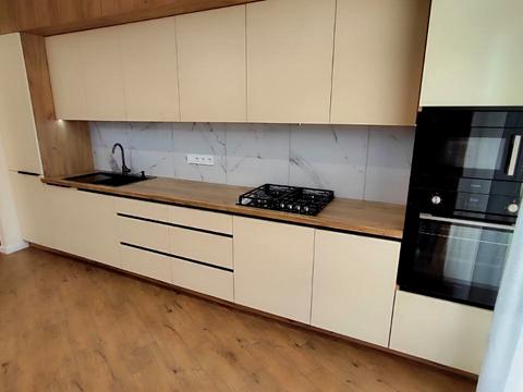 квартира за адресою Героїв Крут вул., 8