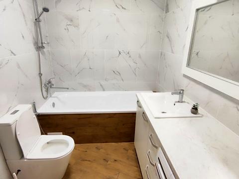 квартира за адресою Героїв Крут вул., 8