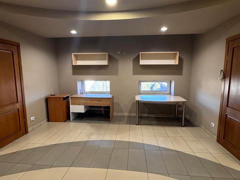 коммерческая по адресу Кавказская ул., 2