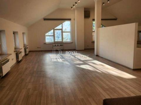 комерційна за адресою Редутна вул., 58