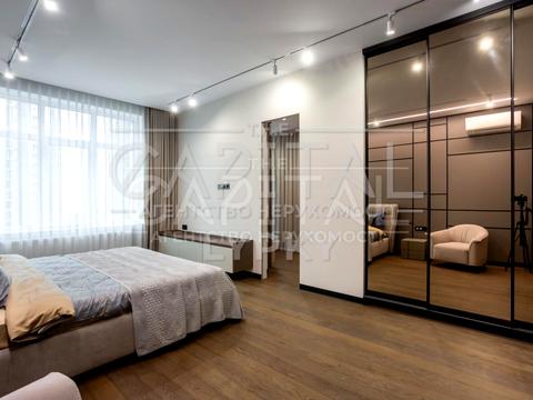 квартира по адресу Андрея Верхогляда ул. (Михайла Драгомирова), 17