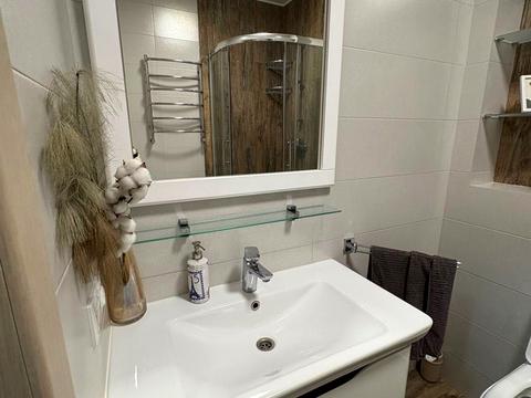 квартира за адресою Практична вул., 1