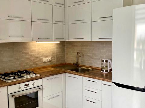 квартира за адресою Практична вул., 1