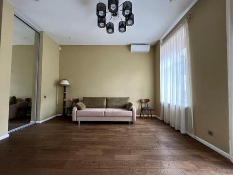 квартира за адресою Ділова вул. (Димитрова), 16